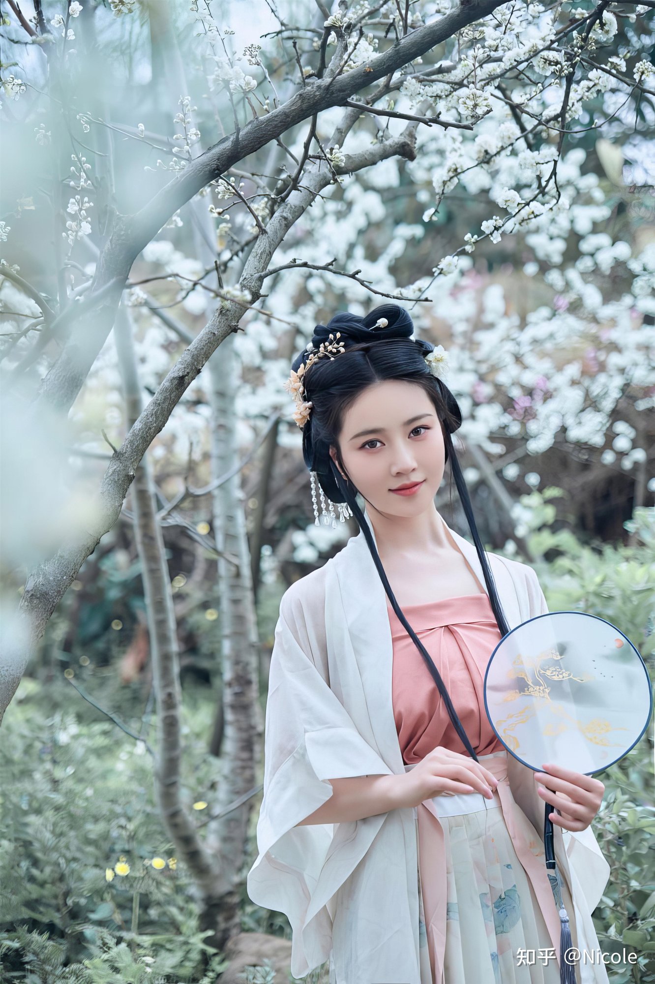 年年nnian写真摄影图片合集·Cosplay创作作品展示