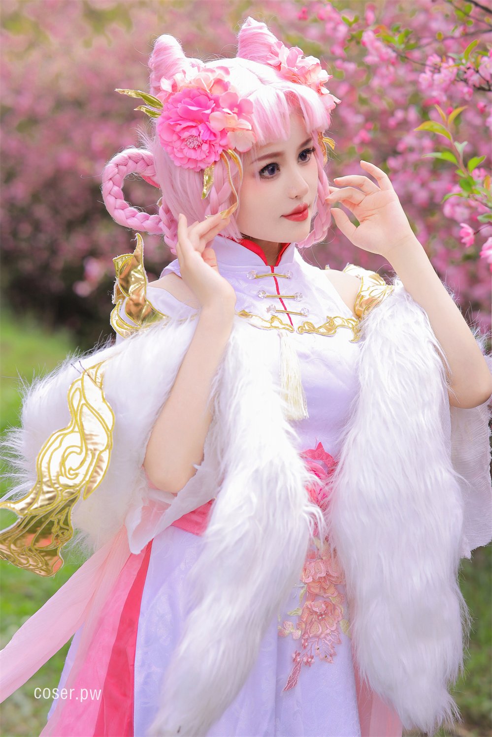 桃暖酱高清 Cosplay写真图片 2