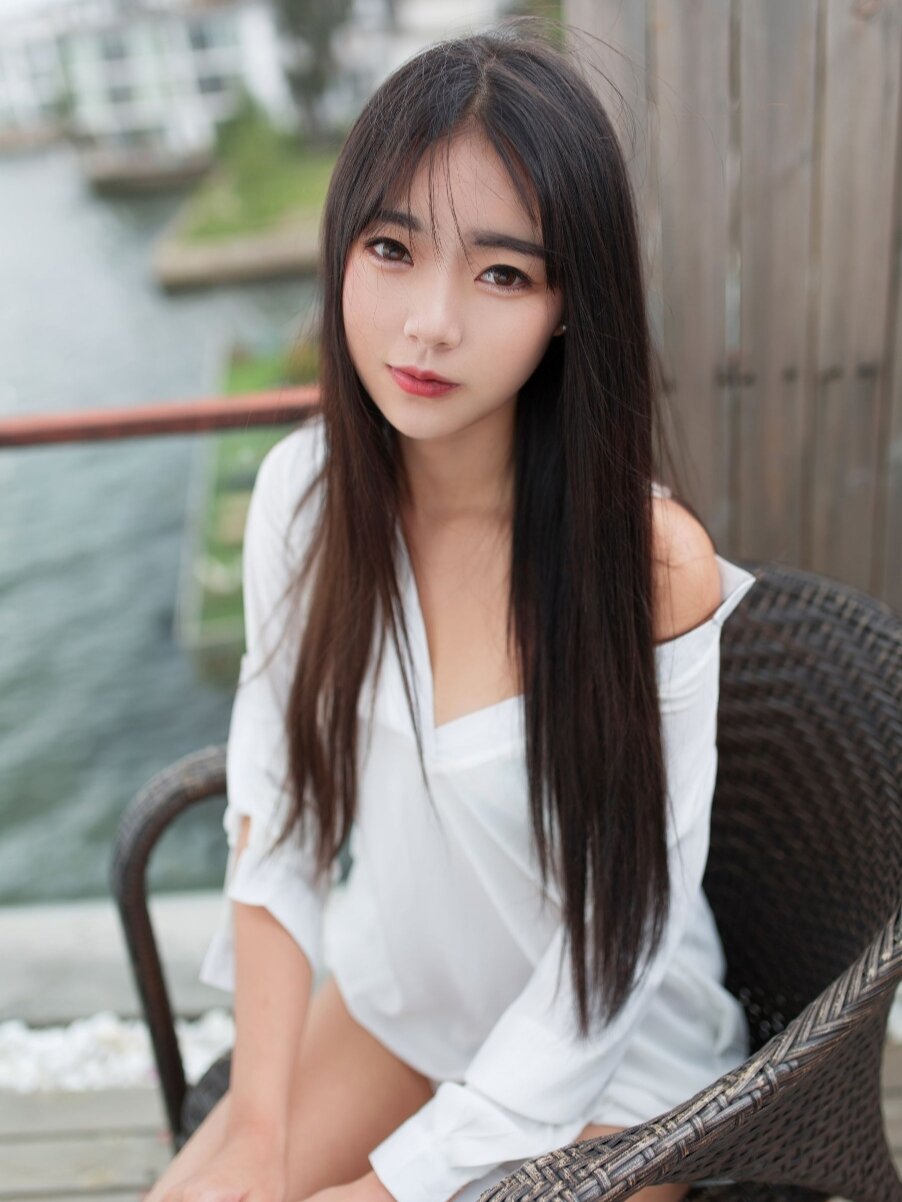 vickyyyii 角色还原摄影写真 4