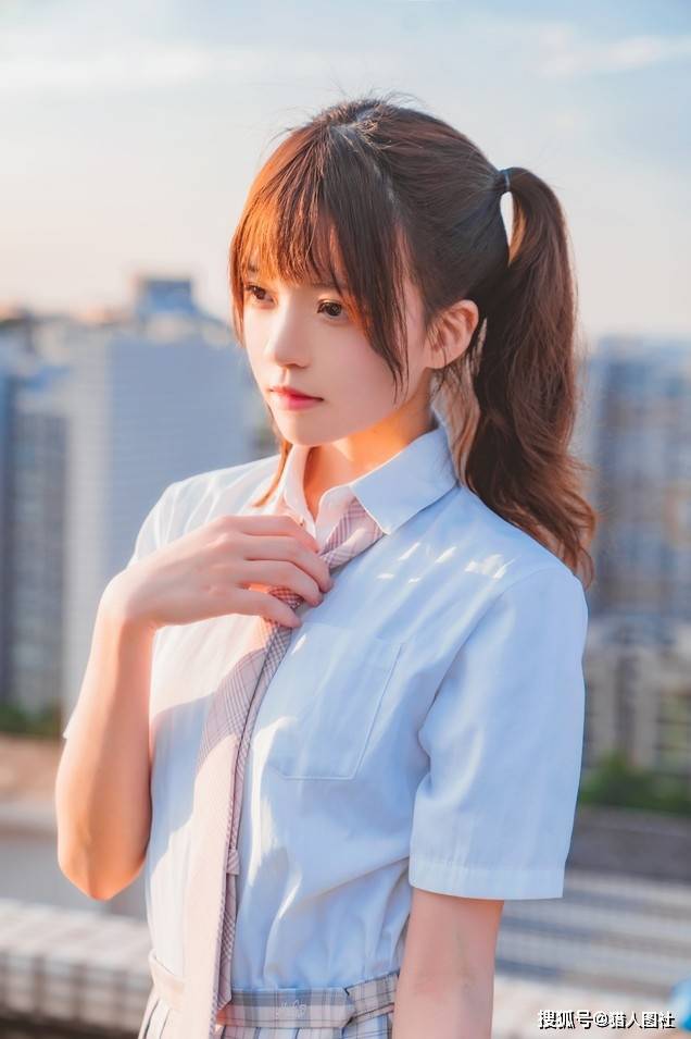 vickyyyii 角色扮演写真合集 9